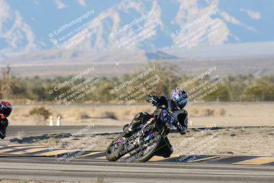 media/Dec-07-2025-CVMA (Sun) [[3e7d2de5dc]]/Race 18-Formula Twins-Formula 40 UL/